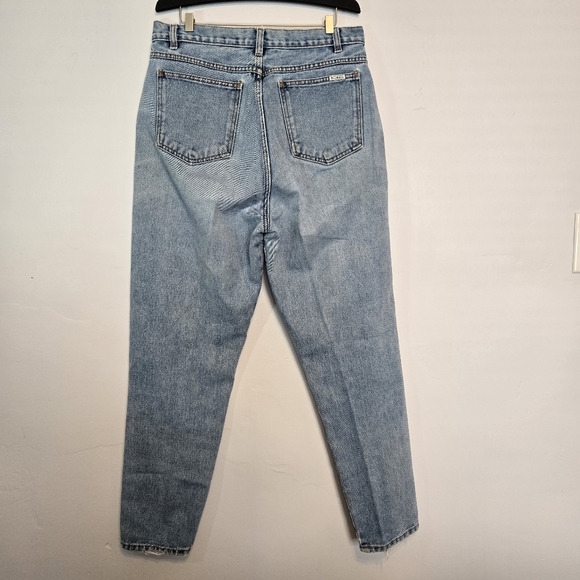 VTG 80s Bill Blass Denim Mom Jeans in a Light Wash - Picture 2 of 11